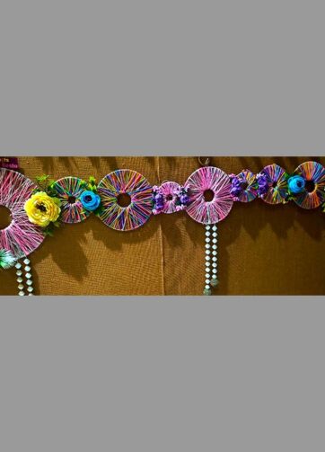 Door decoration (Toran Bandhanwar), Thread art on ring themed