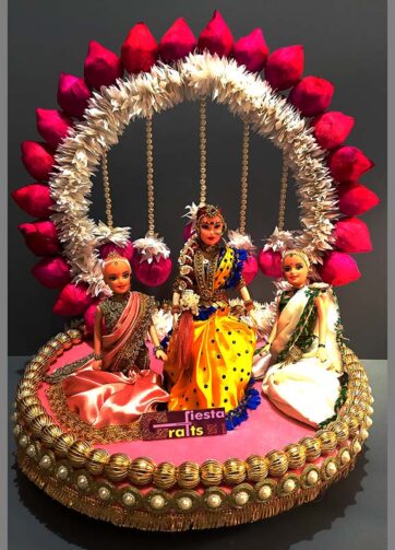 3 Ladies Henna (Mehndi) platter