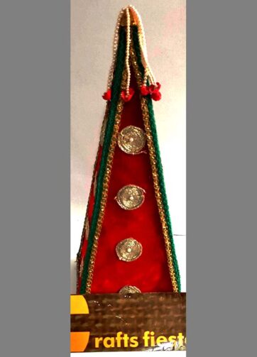 Laces velvet with golden patches Pyramid shaped